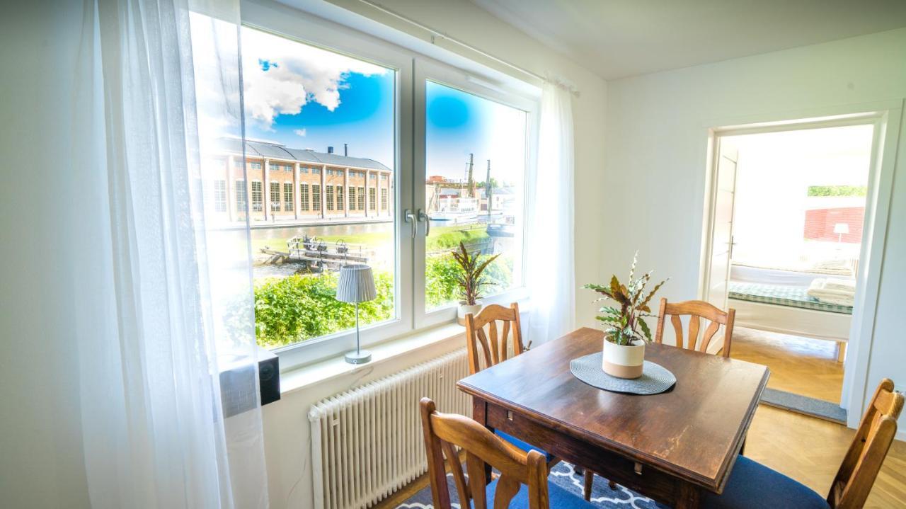 Byggmaestare Villan Motala Eksteriør bilde